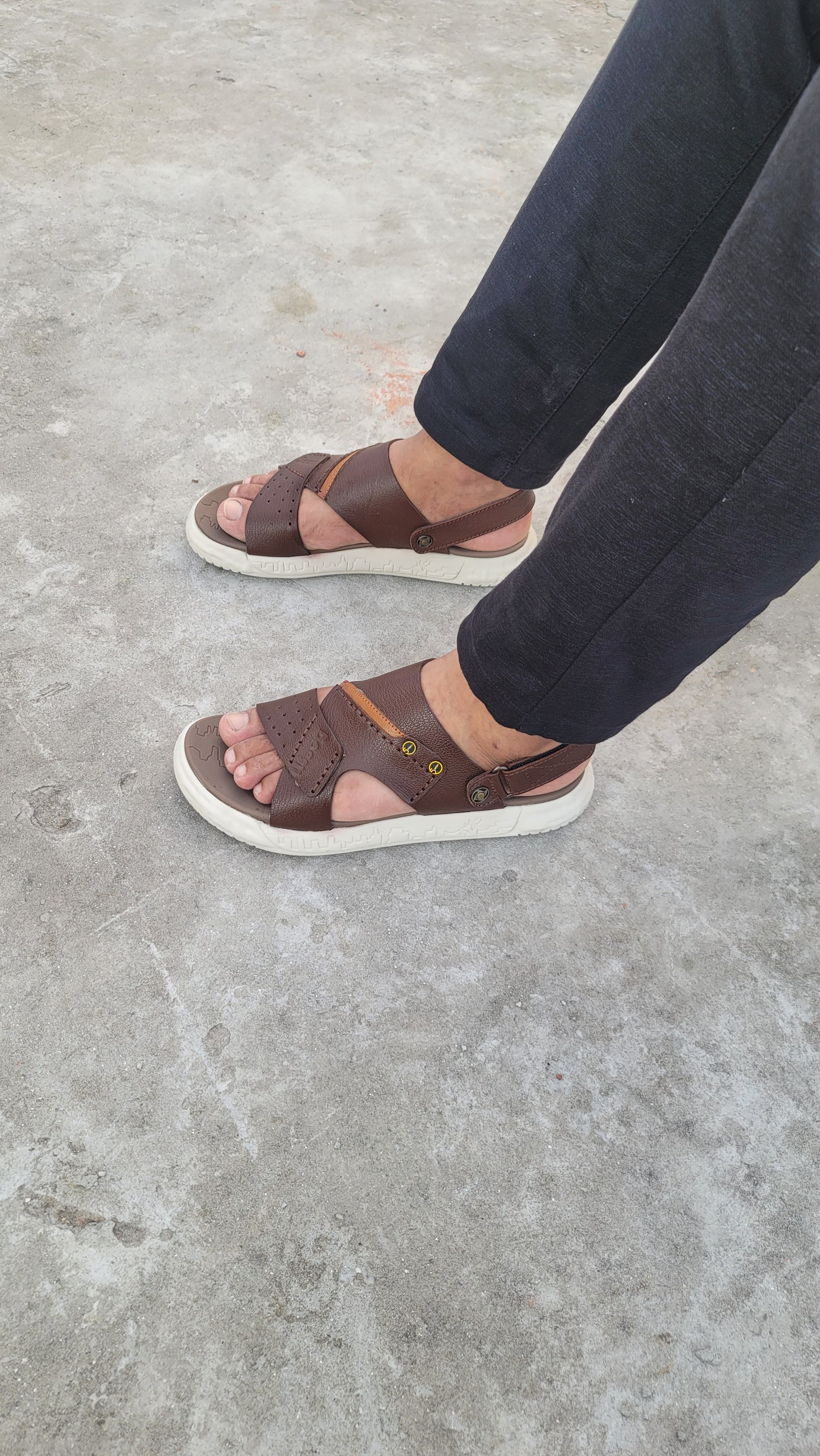 Unique Leather Pailone Sandal- 675 (Chocolate)