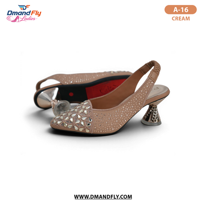 A16 Stone Work Heel (Cream)