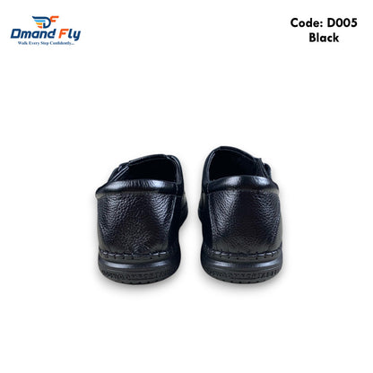 D005 Leather Sandal Black